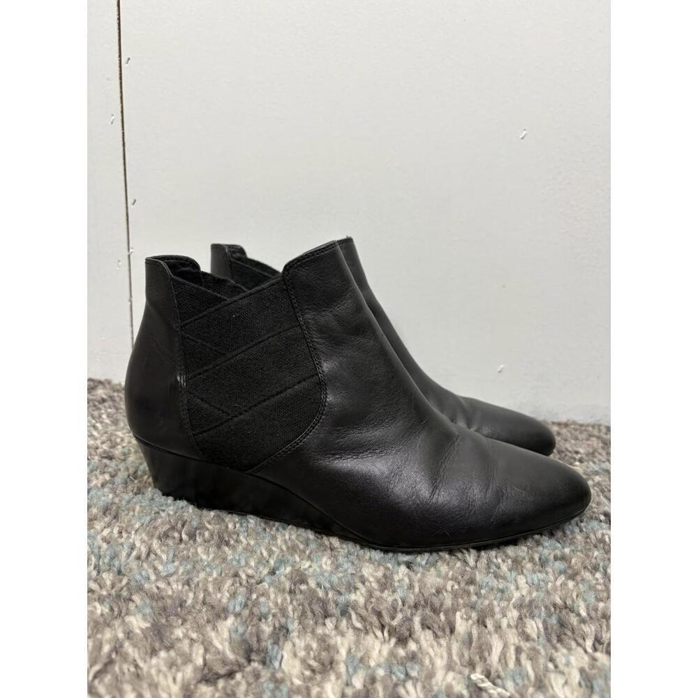 Via Spiga Boots Womens 9.5 Pull On Chelsea Wedge Leather Staple Quiet Luxury